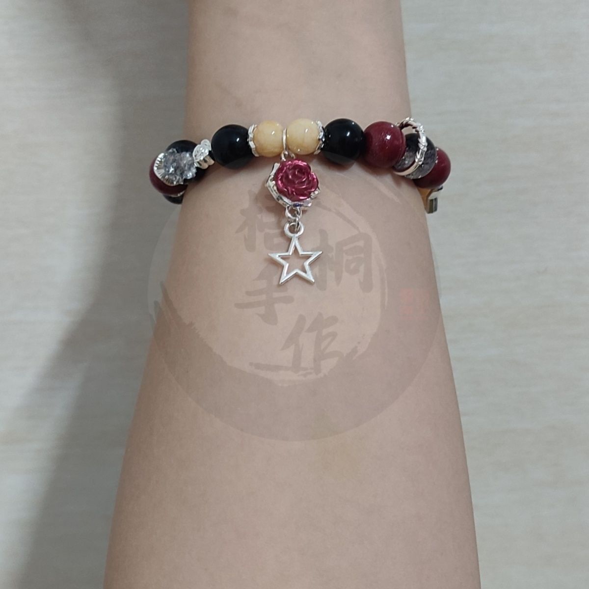 Anime The Freak Circus Armband - Cute Anime Merchandise recensie en prijs