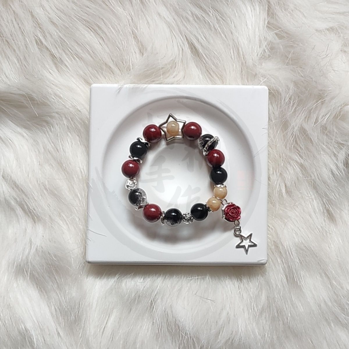 Anime The Freak Circus Armband - Cute Anime Merchandise recensie en prijs